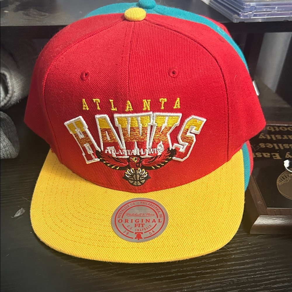 New Era Teal Miami Dolphins Snapback Kansas City Chiefs SnapBack Atlanta Hawks